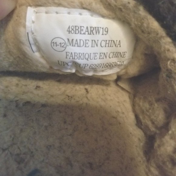 48BEARW19 Child's padded bear slippers Size 11-12 - Picture 4 of 4